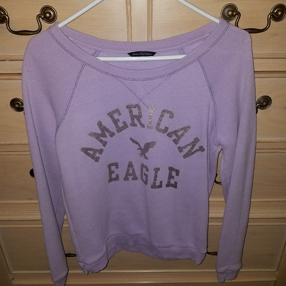 American Eagle crew neck sweater